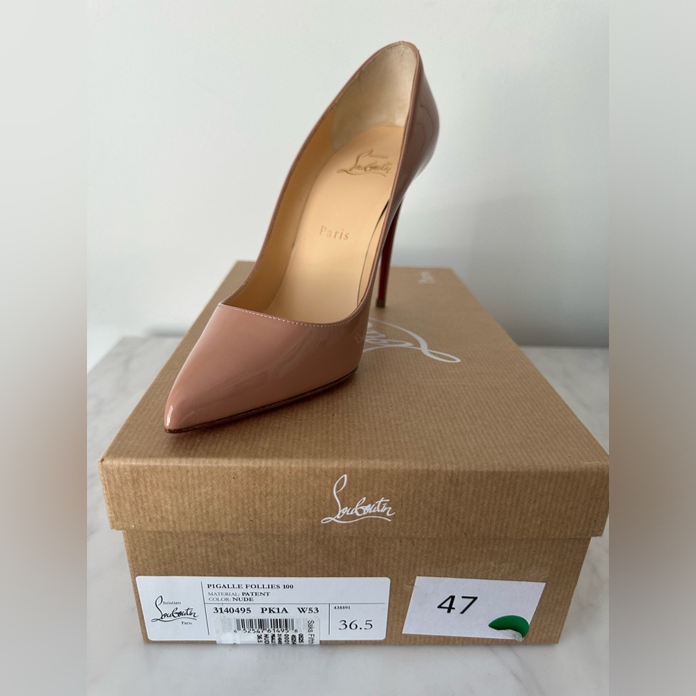 WORN ONCE Christian loubiton Pigalle blush heels